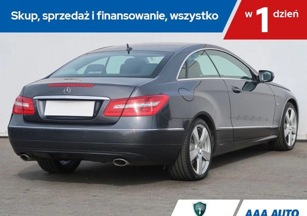 Mercedes-Benz Klasa E cena 56000 przebieg: 156348, rok produkcji 2010 z Cedynia małe 254